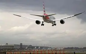 Resultado de imagem para Turbulências mais fortes e frequentes desafiam a segurança dos voos e preocupam especialistas